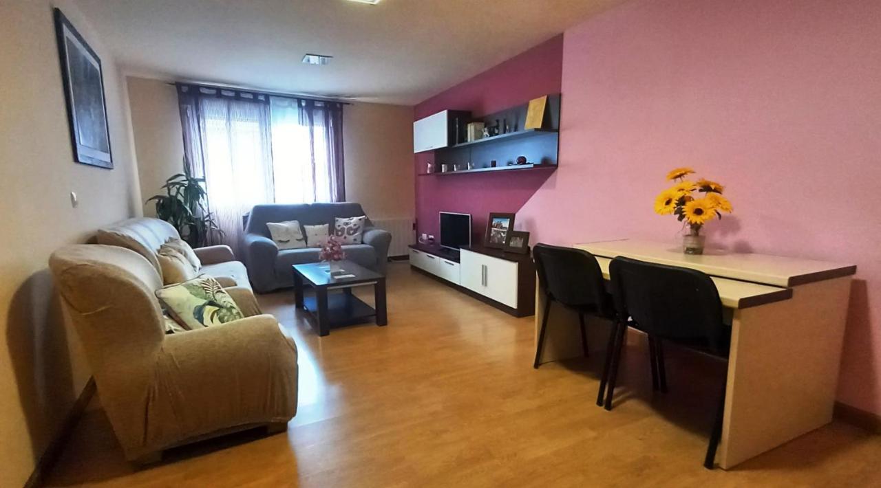 Castelao Apartments Arzúa Екстериор снимка